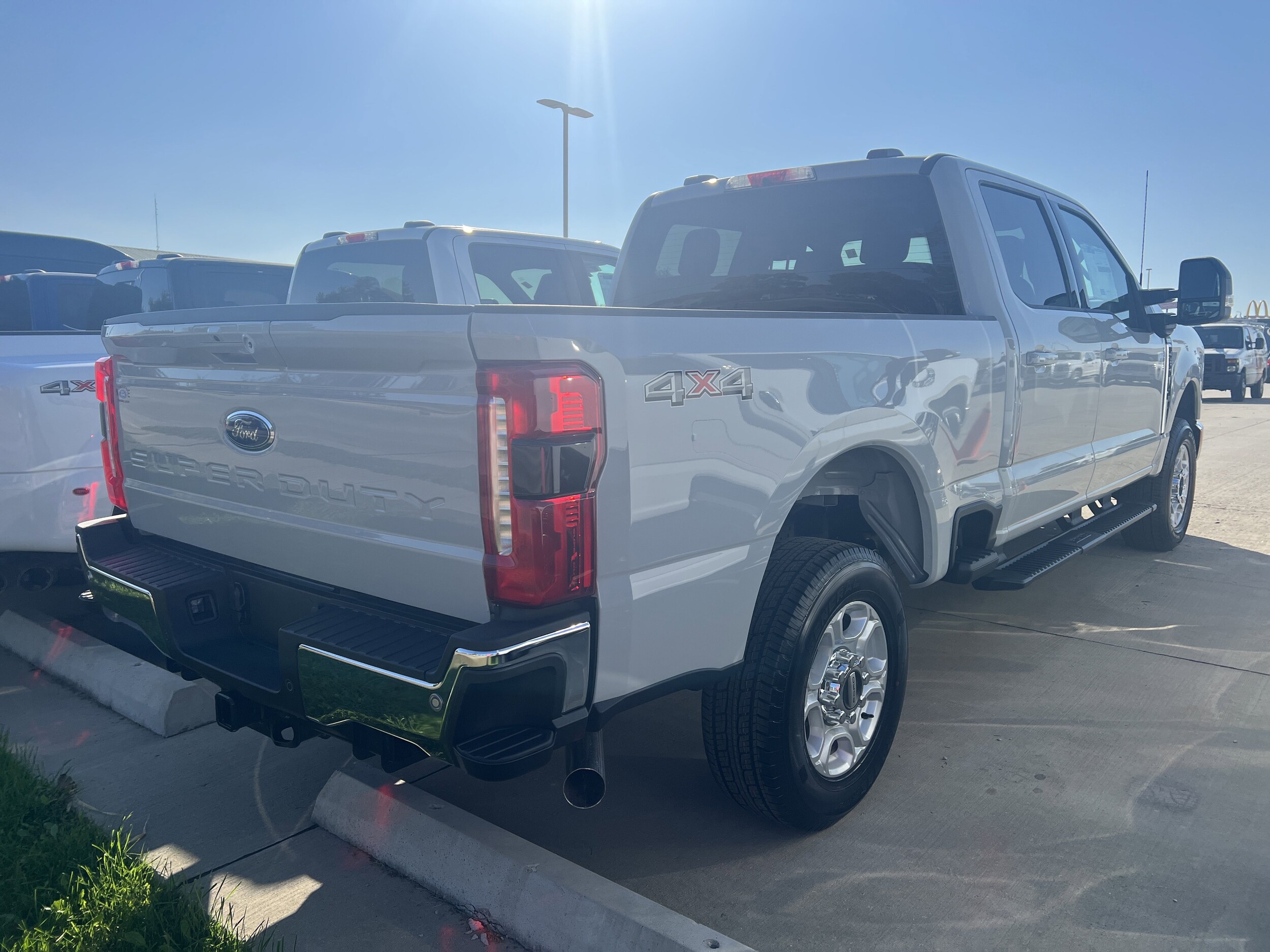 2026 Ford F-250 XLT photo 4