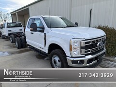 2026 Ford F-350 Chassis Truck Super Cab