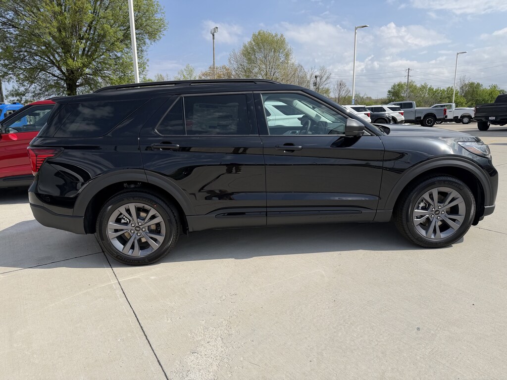 New 2026 Ford Explorer Active SUV