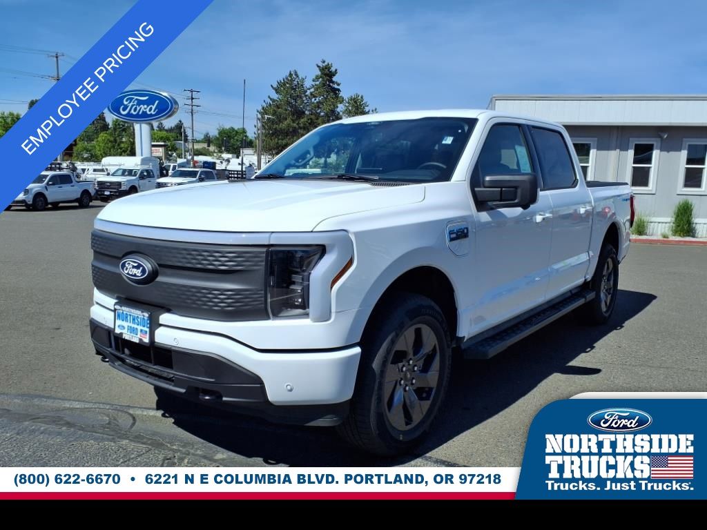 2025 Ford F-150 Lightning Flash's photo
