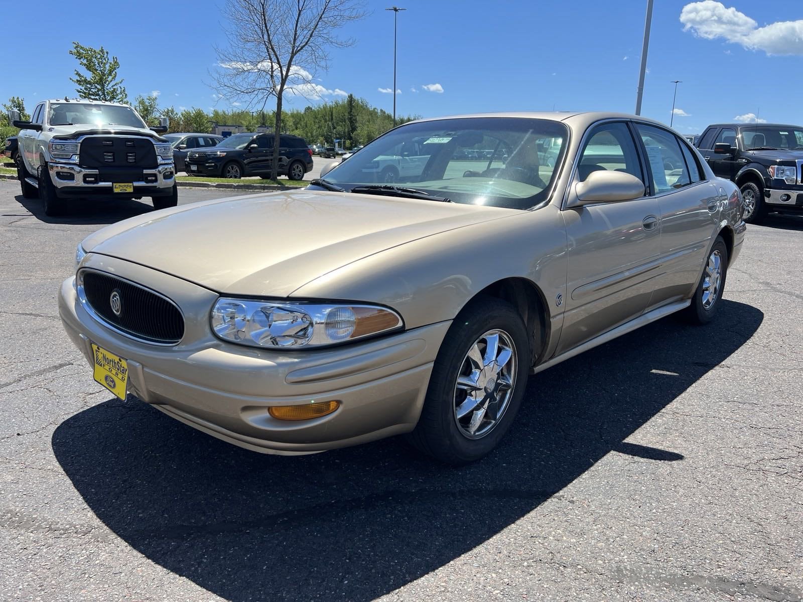 Used 2005 Buick LeSabre Limited with VIN 1G4HR54K25U238977 for sale in Duluth, Minnesota