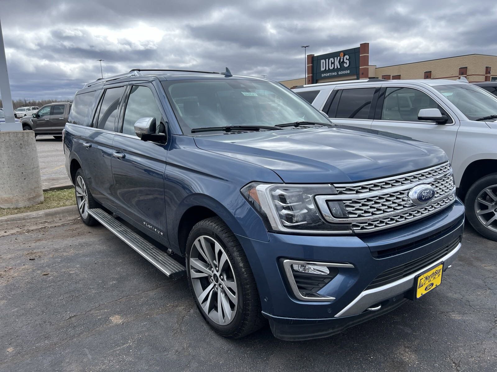 Used 2020 Ford Expedition Platinum with VIN 1FMJK1MT1LEA69582 for sale in Duluth, Minnesota