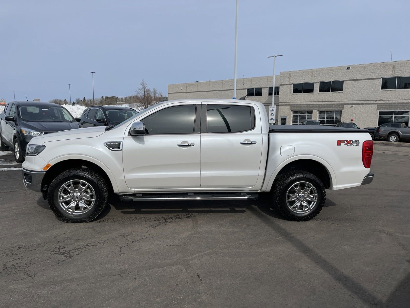 Used 2019 Ford Ranger Lariat with VIN 1FTER4FH6KLB08527 for sale in Duluth, Minnesota