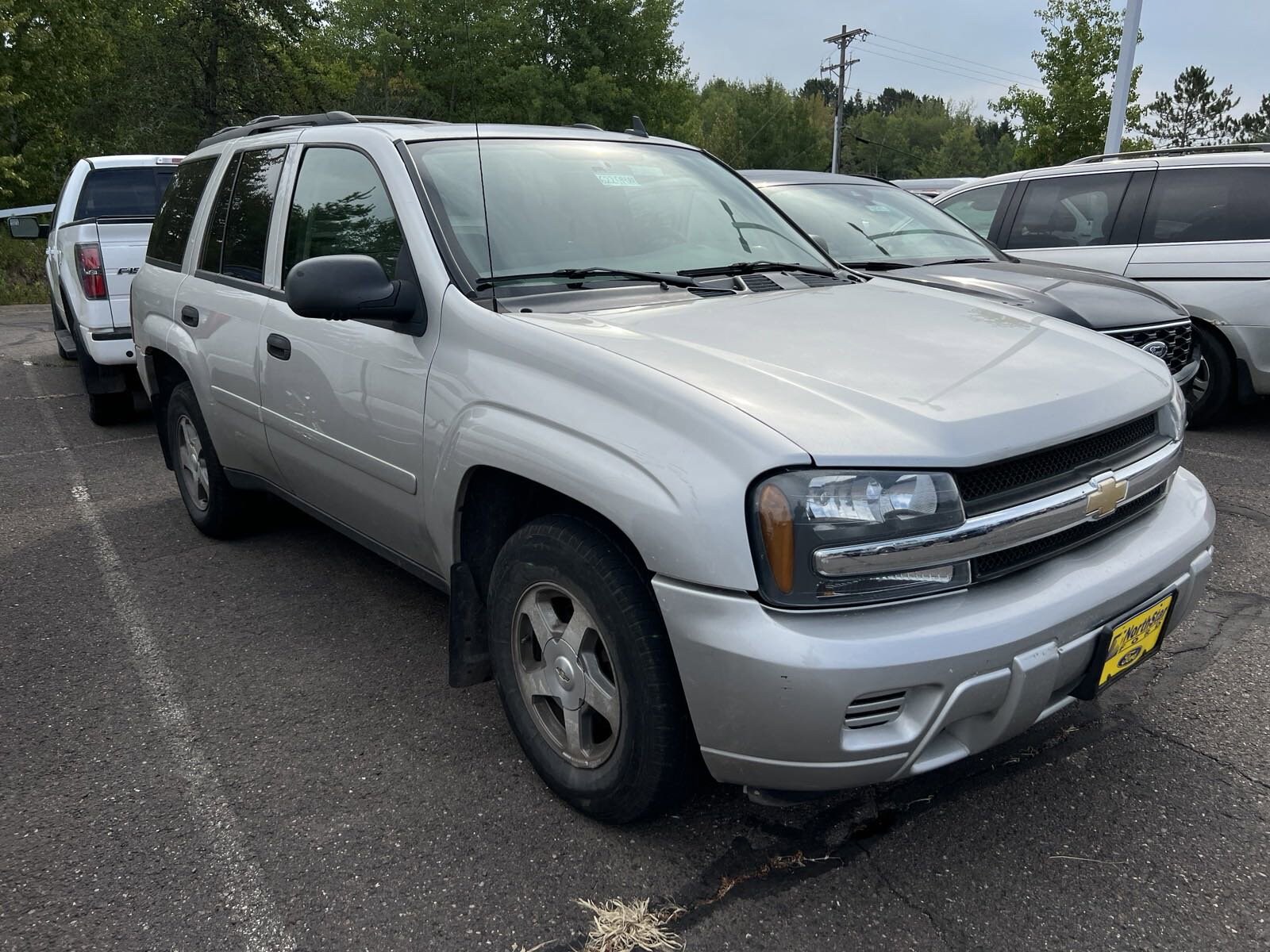Used 2006 Chevrolet TrailBlazer LS with VIN 1GNDT13S262259489 for sale in Duluth, Minnesota
