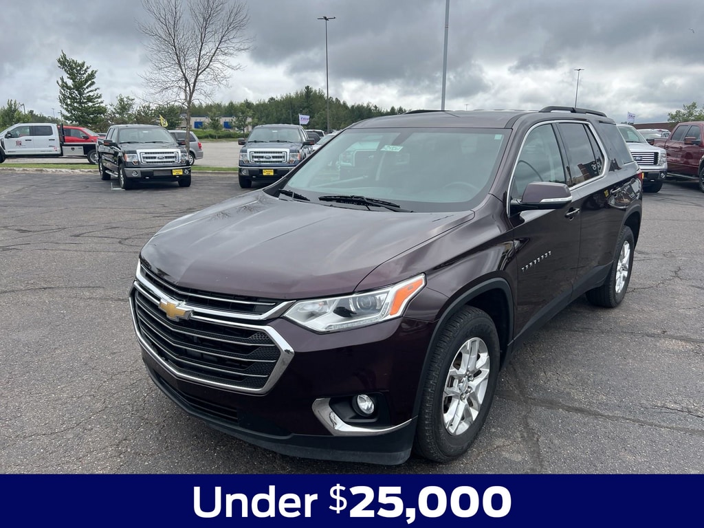 Used 2019 Chevrolet Traverse LT with VIN 1GNEVGKW5KJ243261 for sale in Duluth, MN