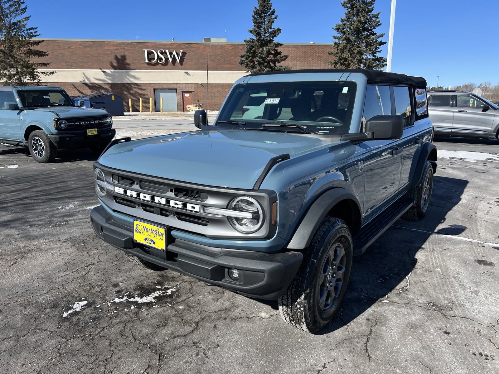 Used 2022 Ford Bronco 4-Door Big Bend with VIN 1FMDE5BHXNLA98913 for sale in Duluth, Minnesota