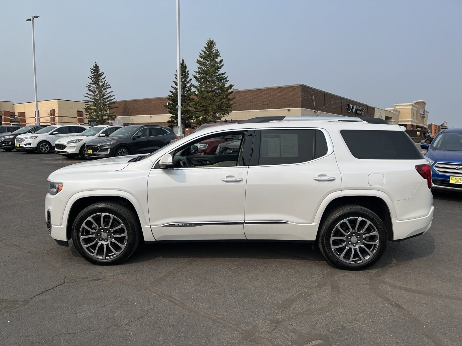Used 2020 GMC Acadia Denali with VIN 1GKKNXLS1LZ220090 for sale in Duluth, Minnesota