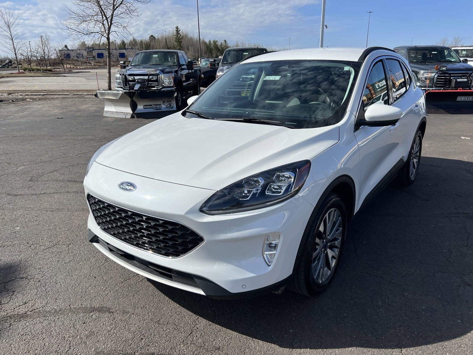 Used 2022 Ford Escape Titanium with VIN 1FMCU9J99NUA55867 for sale in Duluth, Minnesota