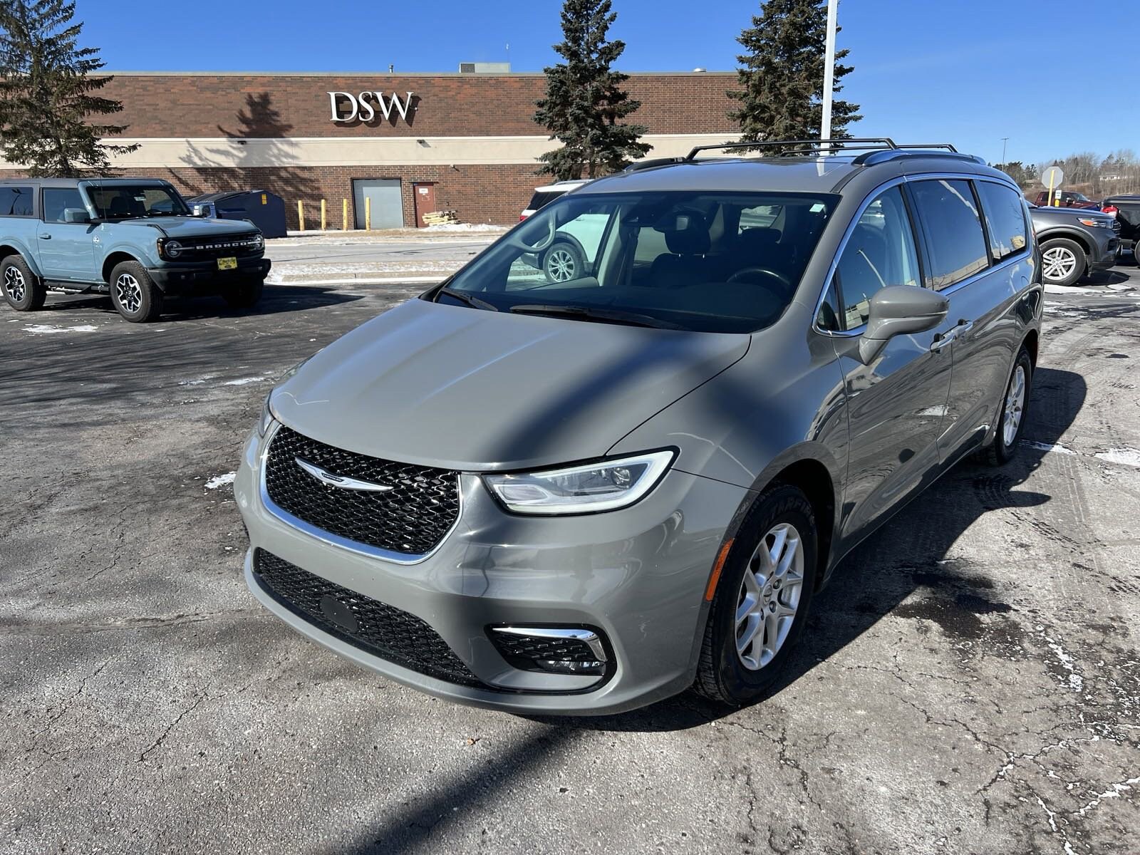 Used 2021 Chrysler Pacifica Touring L with VIN 2C4RC1BG2MR543800 for sale in Duluth, Minnesota