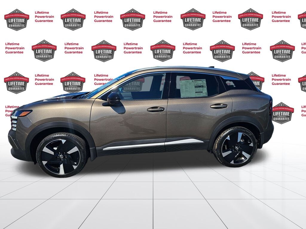 New 2026 Nissan Kicks SR SUV