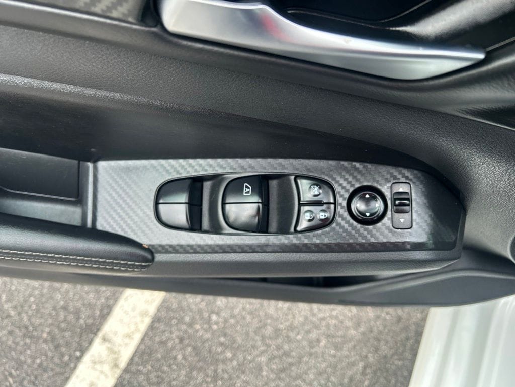 2025 Nissan Altima SV - Photo 18