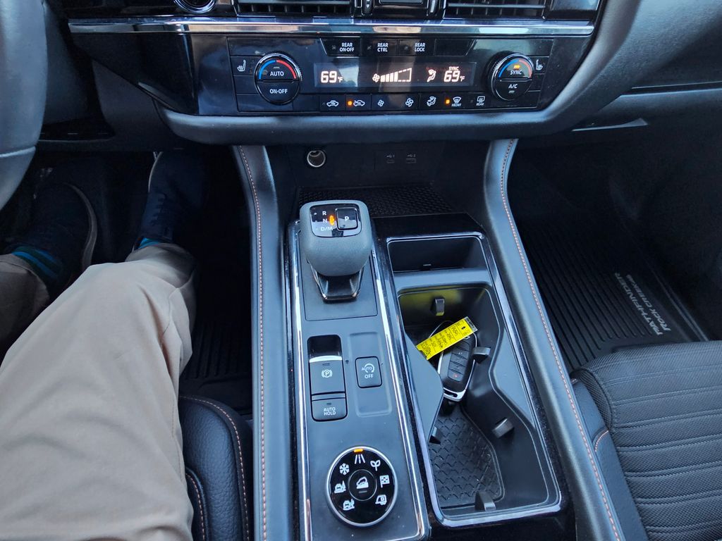 View 25