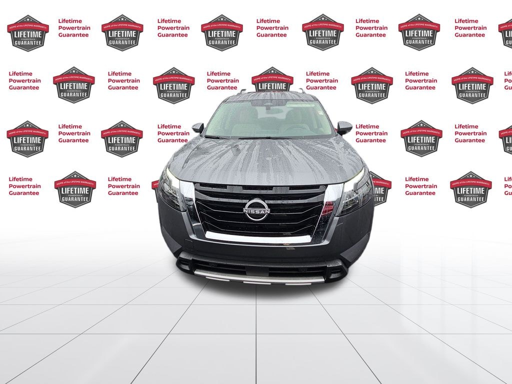 New 2025 Nissan Pathfinder SL SUV