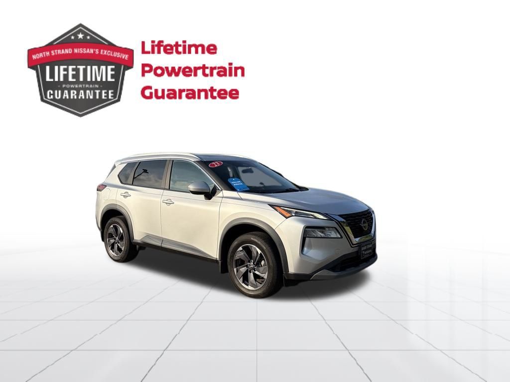 2023 Nissan Rogue SV - Photo 9