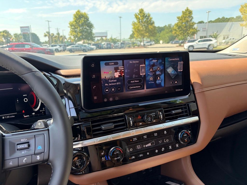 2026 Nissan Pathfinder Platinum - Photo 21