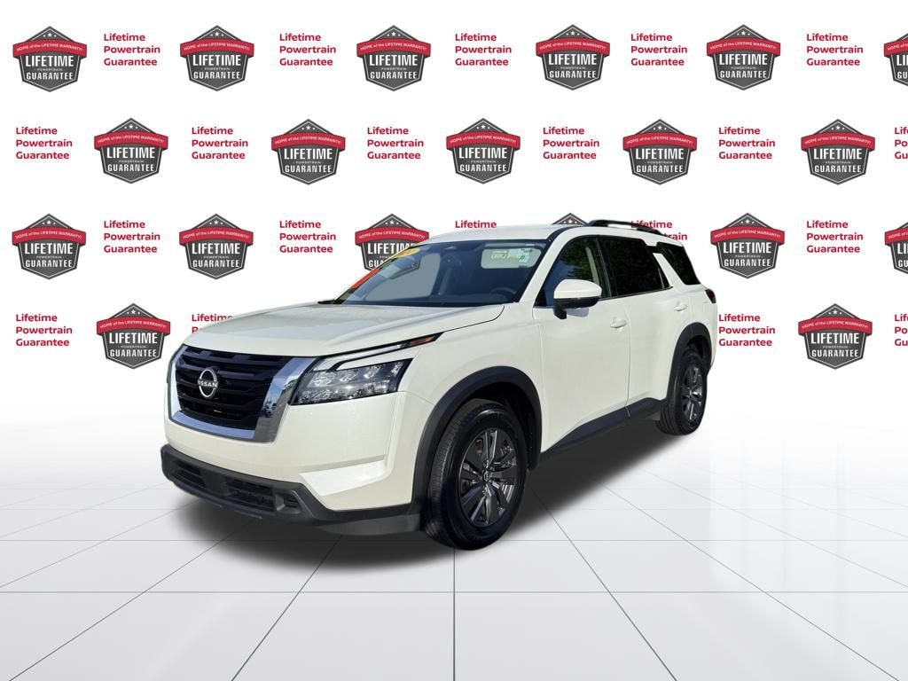 Used 2024 Nissan Pathfinder SV SUV