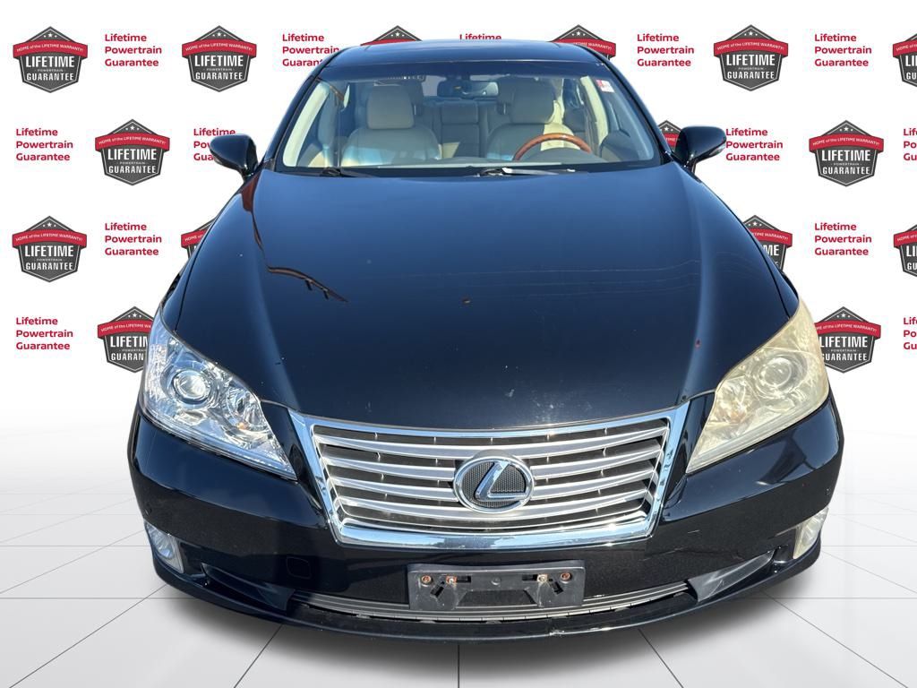 2010 Lexus ES 350 Base photo 2