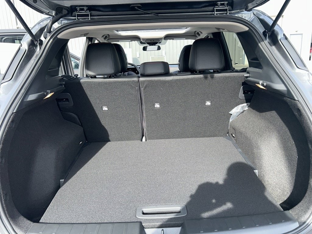 2026 Nissan KICKS SR - Photo 17