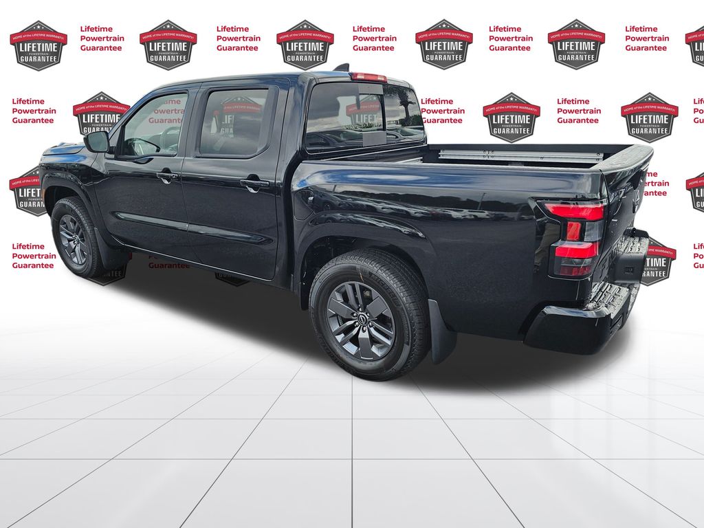 2025 Nissan Frontier SV photo 3