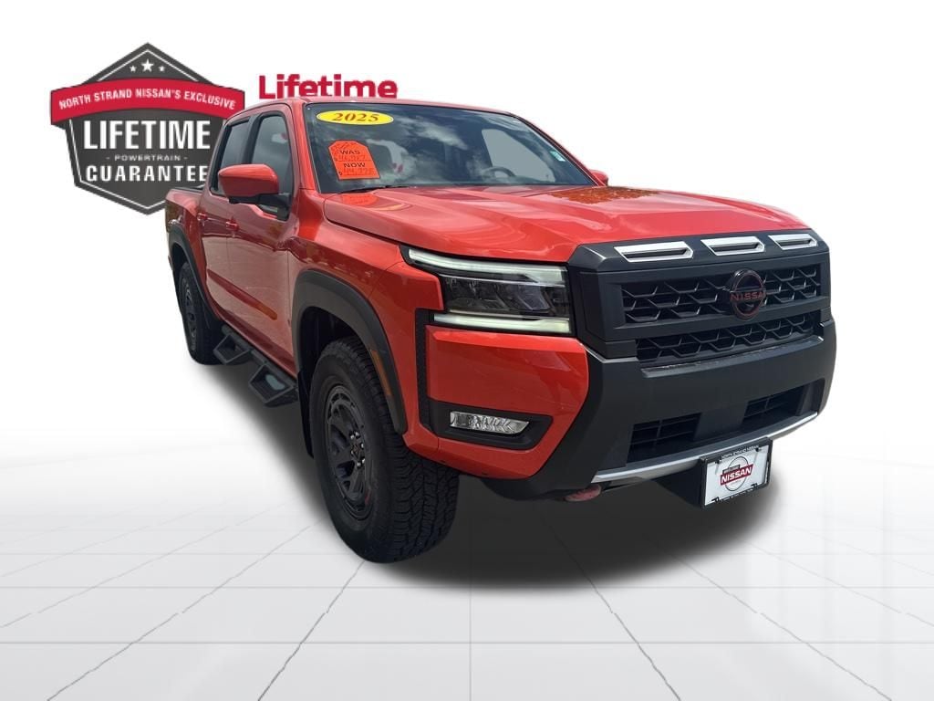 2025 Nissan Frontier PRO-4X Crew Cab 4X4's photo