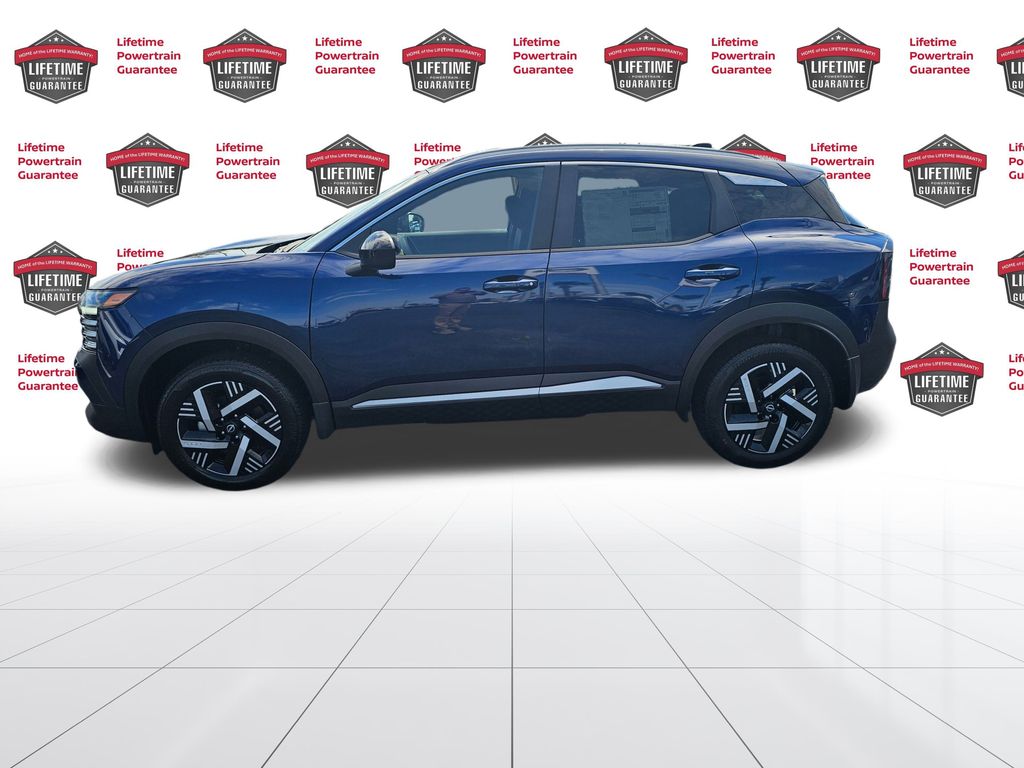 2026 Nissan Kicks SV photo 2