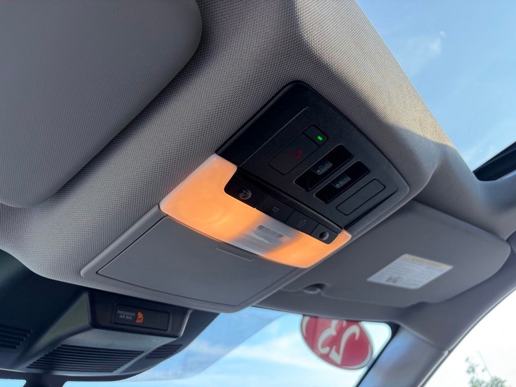 2023 Nissan Rogue SV - Photo 23
