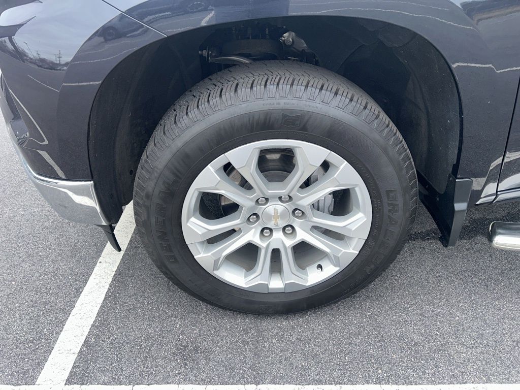 2023 Chevrolet Silverado 1500 LTZ - Photo 10