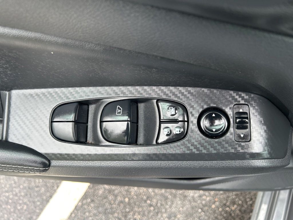 2025 Nissan Altima SV - Photo 18