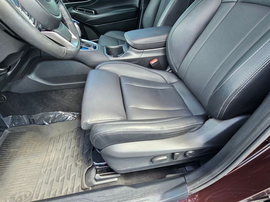 2025 Subaru Outback Limited - Photo 16