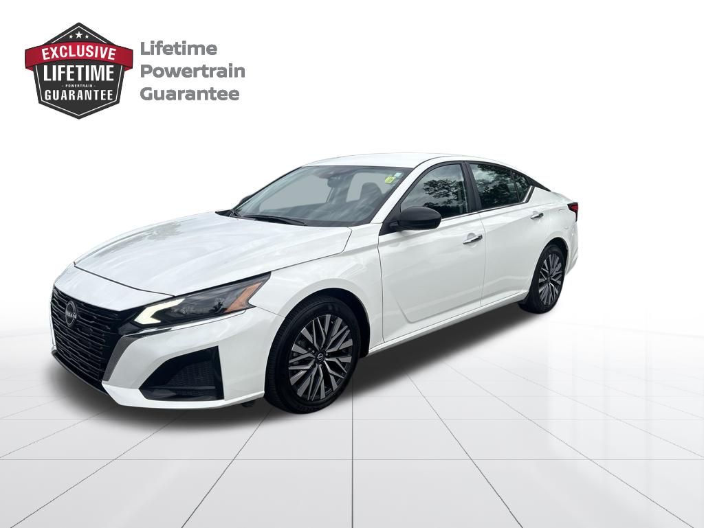 2025 Nissan Altima
