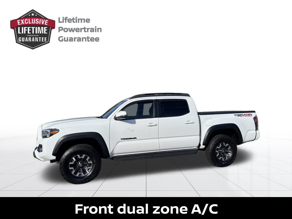 2022 Toyota Tacoma 4x4 TRD Off-Road photo 2