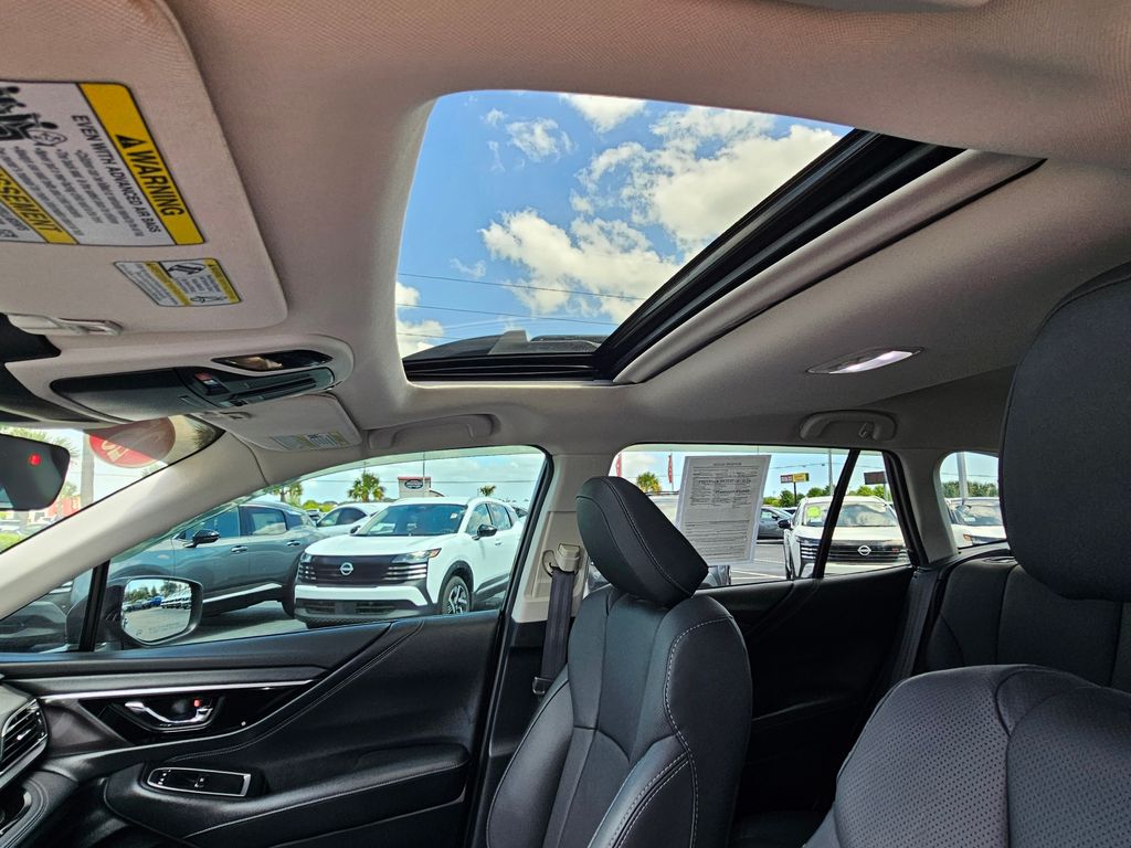 2025 Subaru Outback Limited - Photo 19