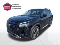 2026 Nissan Pathfinder Platinum SUV