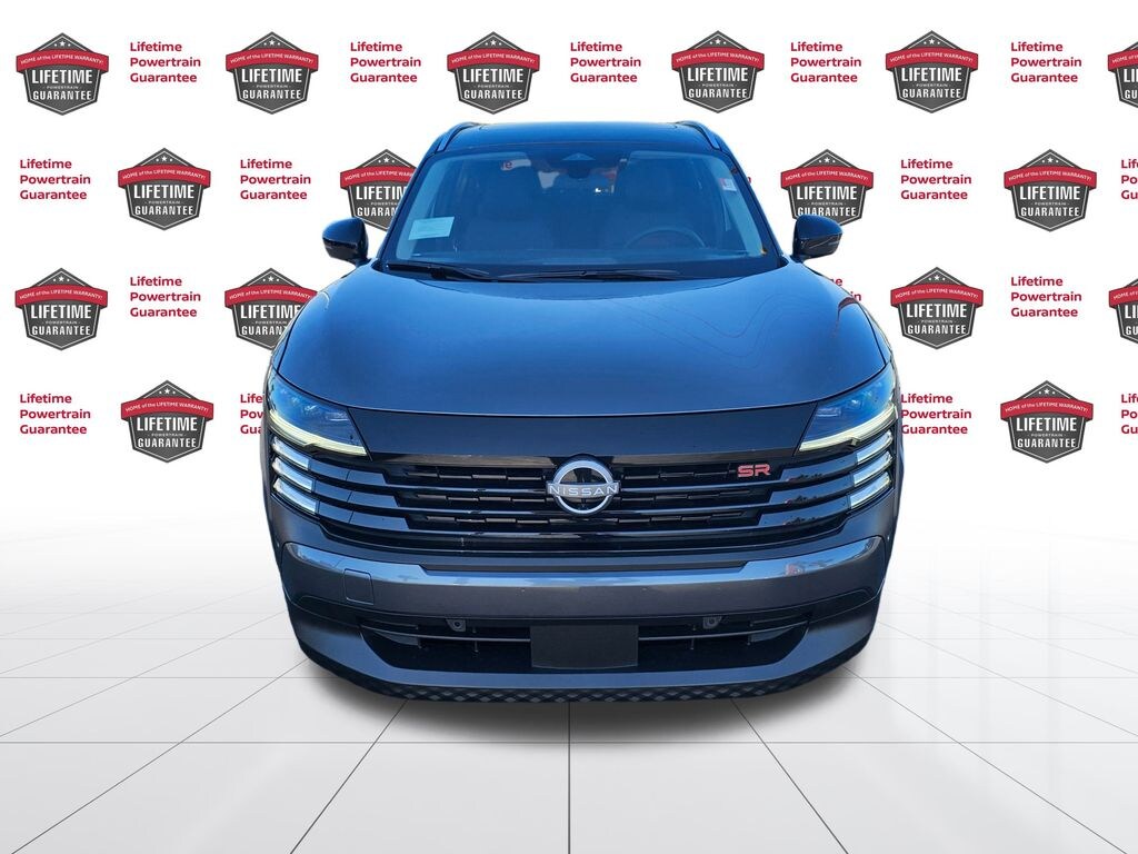 New 2026 Nissan Kicks SR SUV