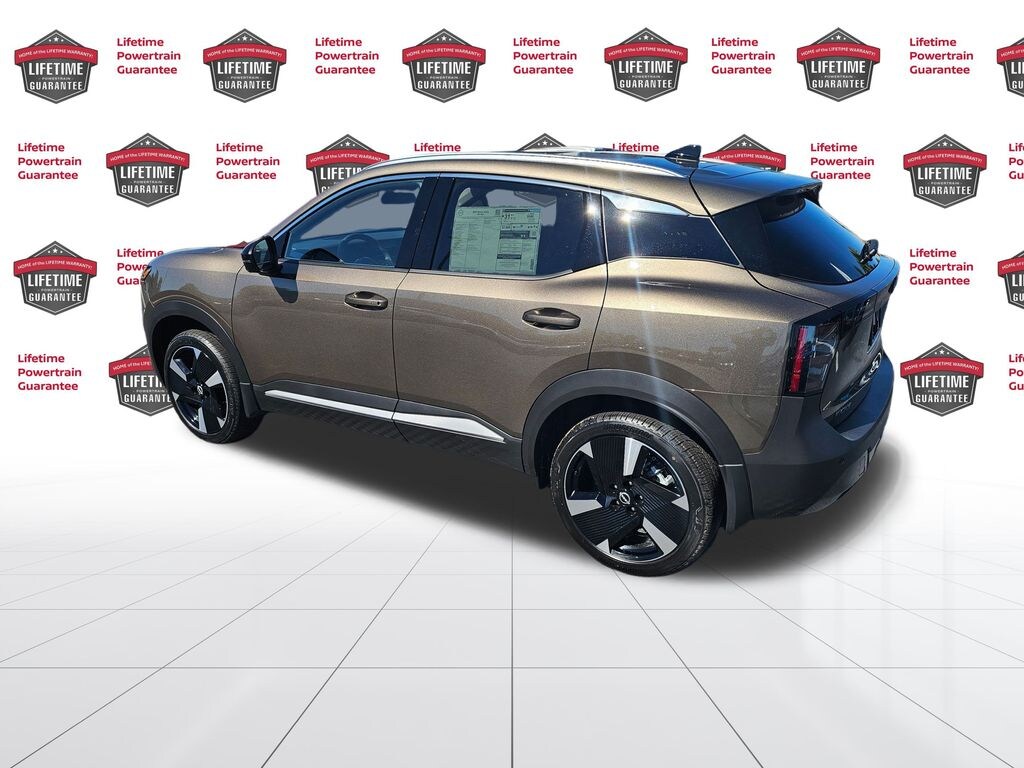 New 2026 Nissan Kicks SR SUV