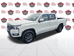 2025 Nissan Frontier SV Truck