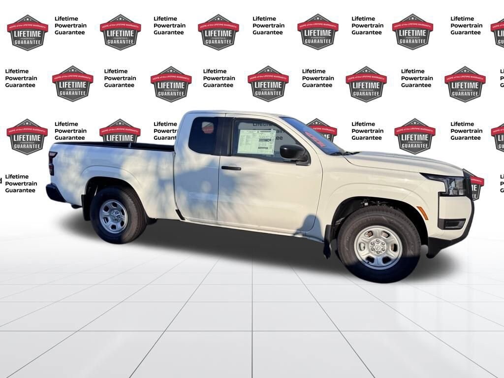 2025 Nissan Frontier S King Cab photo 2