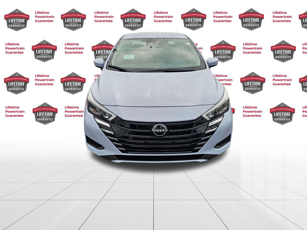 2025 Nissan Versa 1.6 SV photo 4