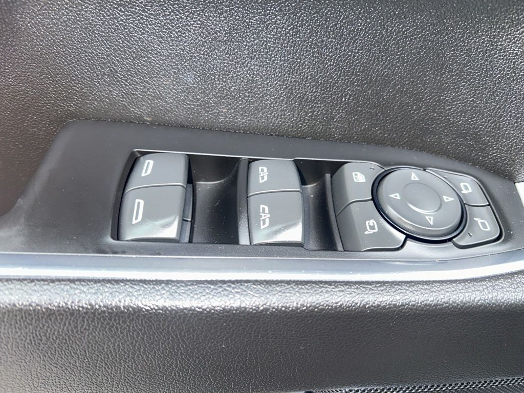 2023 Chevrolet Silverado 1500 LTZ - Photo 21