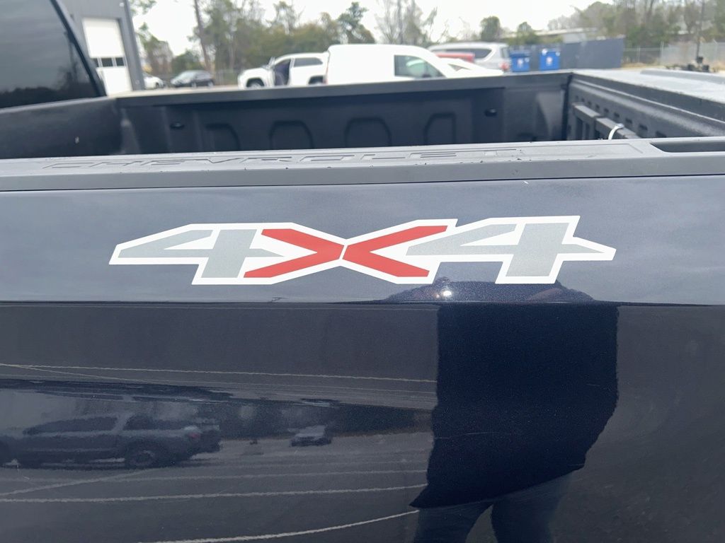 2023 Chevrolet Silverado 1500 LTZ - Photo 11