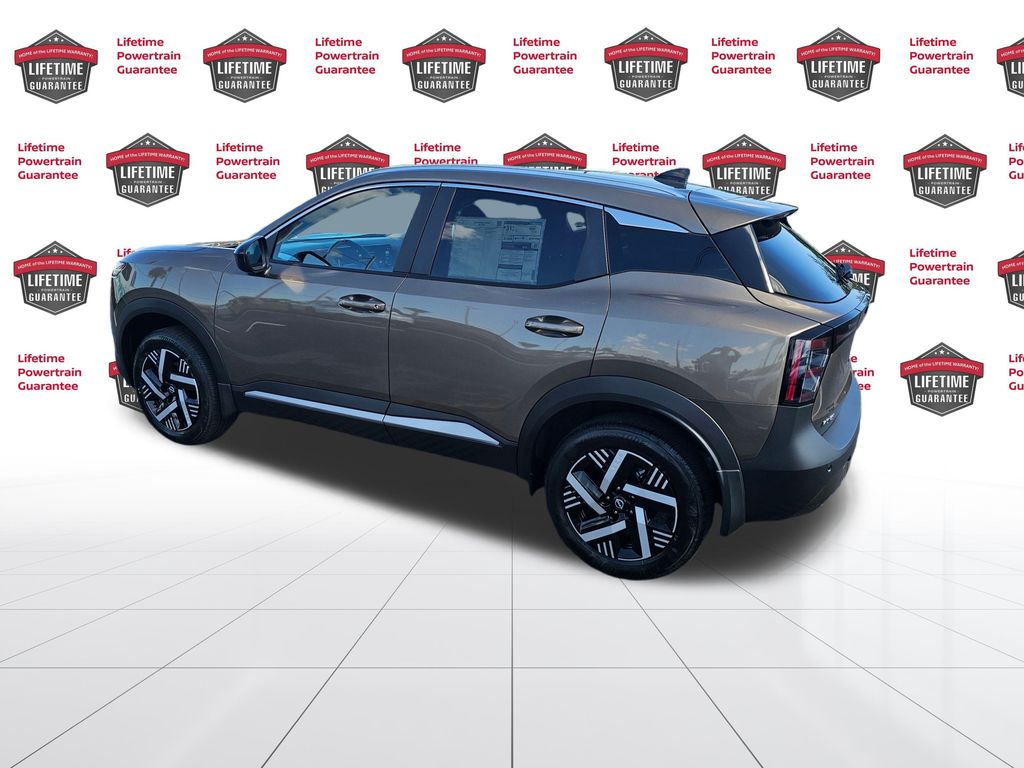 2026 Nissan Kicks SV photo 3
