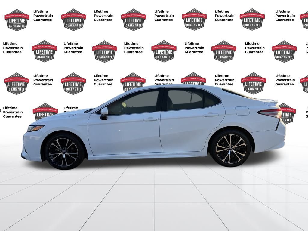 Used 2018 Toyota Camry L with VIN 4T1B11HK3JU056506 for sale in Little River, SC