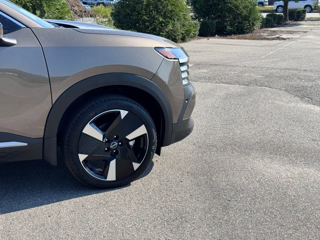 2026 Nissan KICKS SR - Photo 8