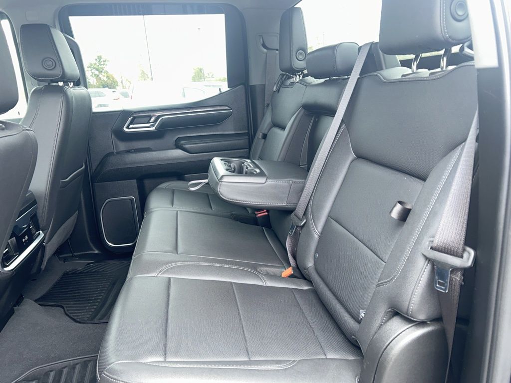 2023 Chevrolet Silverado 1500 LTZ - Photo 24