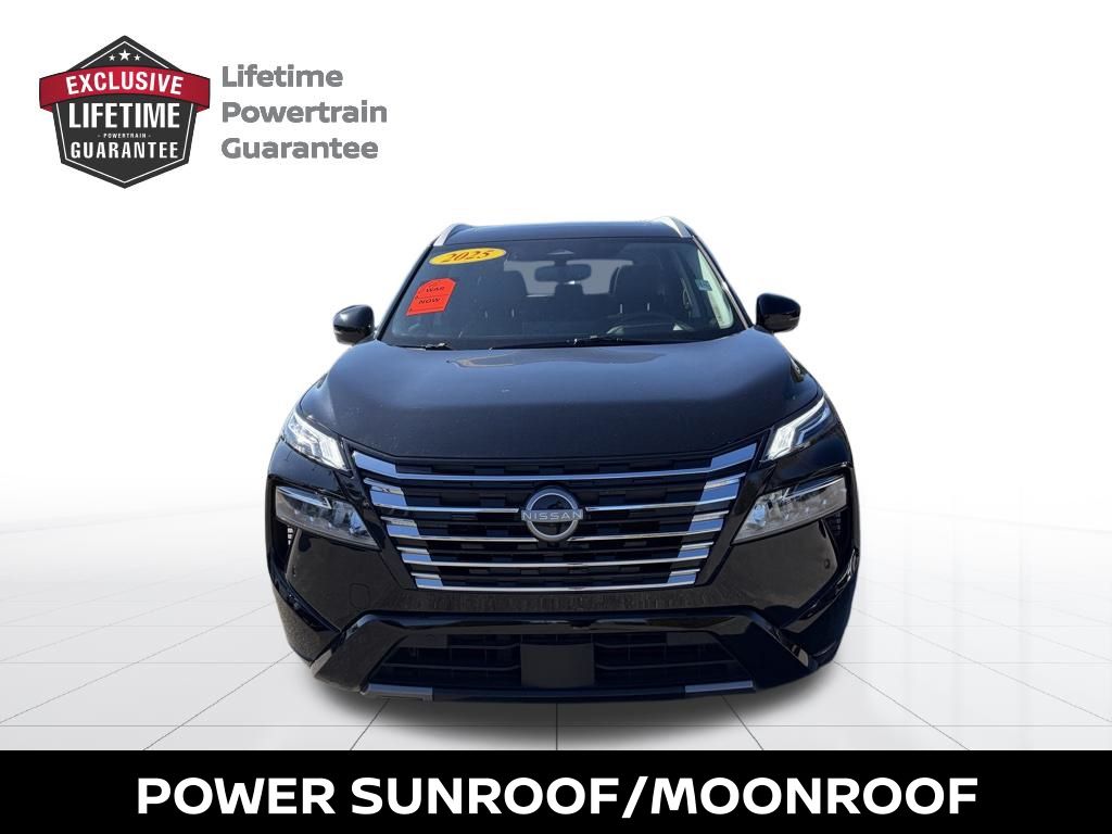 2025 Nissan Rogue Platinum - Photo 13