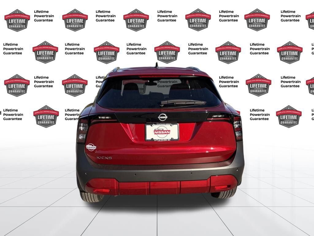 2026 Nissan Kicks SV photo 4