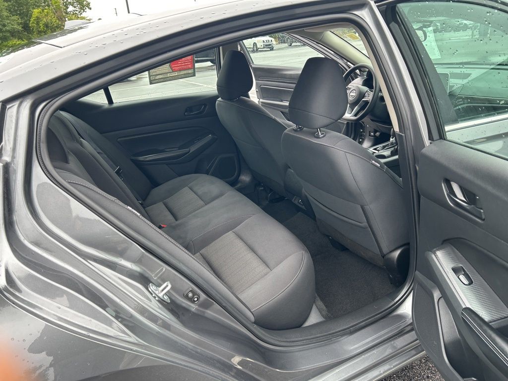 2025 Nissan Altima SV - Photo 24