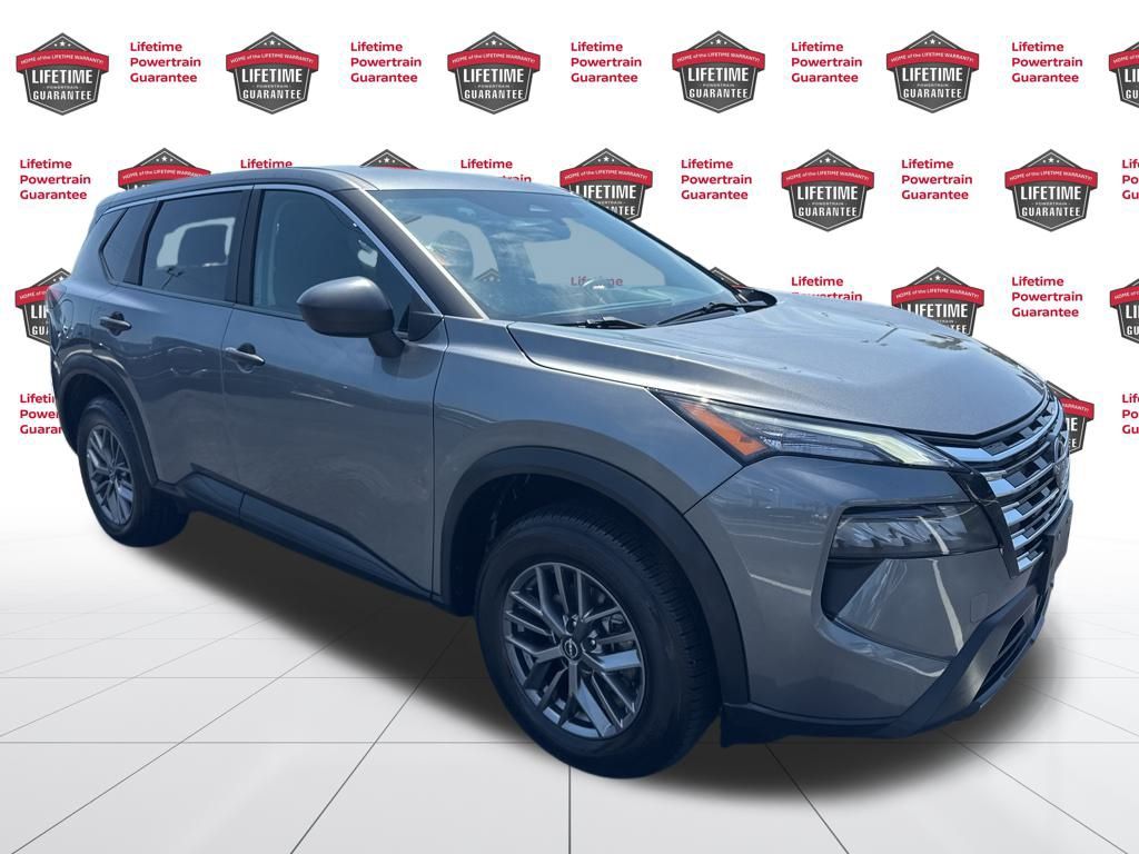 2024 Nissan Rogue S photo 3