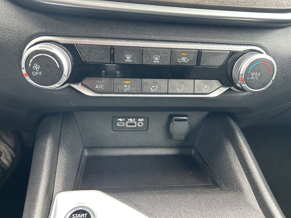 2025 Nissan Altima SV - Photo 13