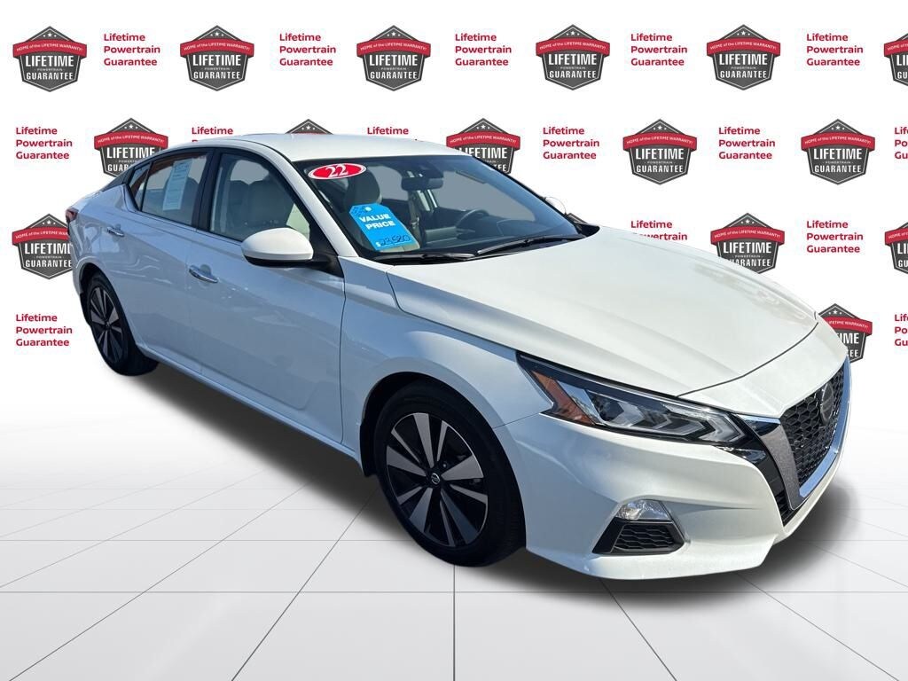Used 2022 Nissan Altima 2.5 SV Sedan